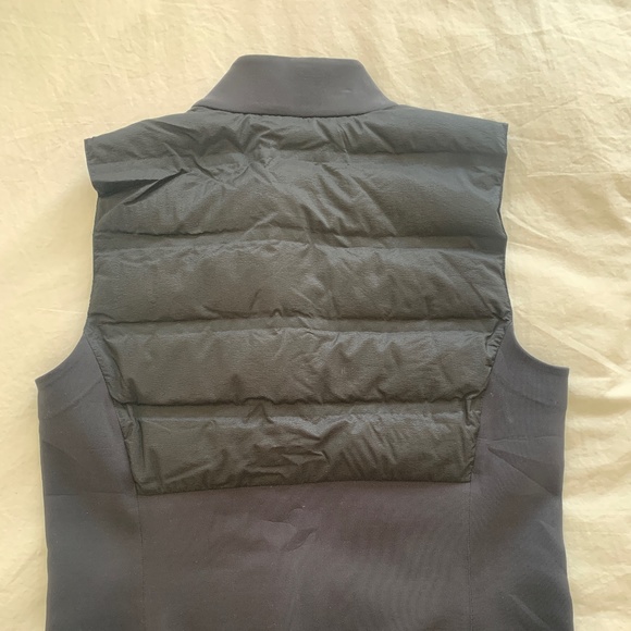 Lululemon Running vest - Picture 2 of 2